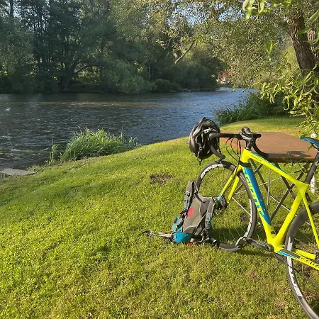 Einzigartiges Mit Kamin, Whirlpool, Netflix, Internet, Workspace, Garten Und Tropischem Flair * Unterwellenborn